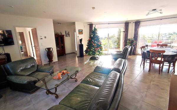 Maison à vendre    4 pièces •  Narbonne