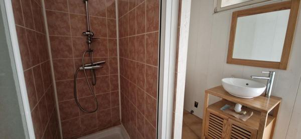 Maison en pierre centre ville d'Eymet