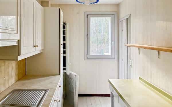 Appartement à vendre    5 pièces • 96 m2 Versailles