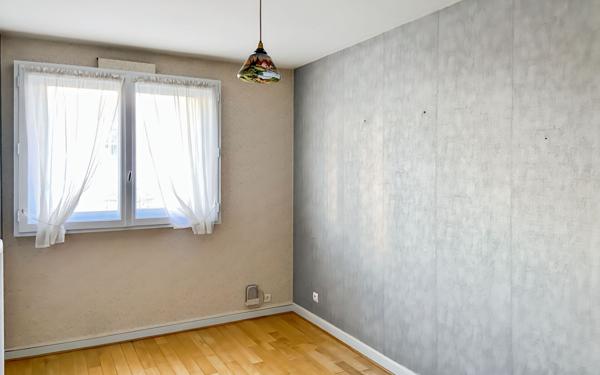 Appartement à vendre    5 pièces • 96 m2 Versailles