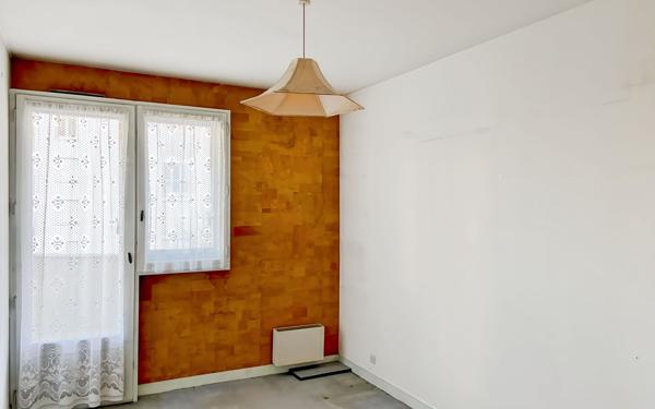 Appartement à vendre    5 pièces • 96 m2 Versailles