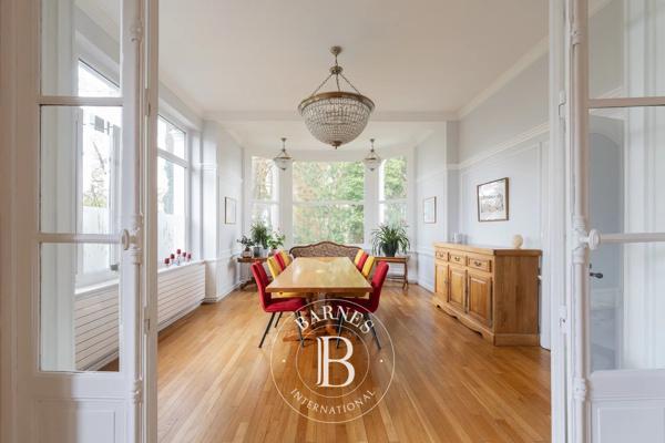 Thaon-les-Vosges, Maison  435 m² à vendre