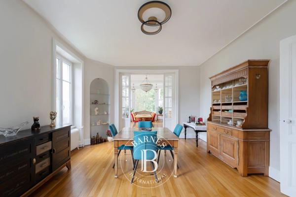 Thaon-les-Vosges, Maison  435 m² à vendre