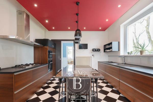 Thaon-les-Vosges, Maison  435 m² à vendre
