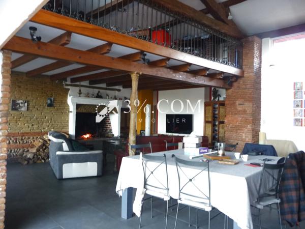 Maison 7 pièce(s) 3 chambre(s) 300 m²