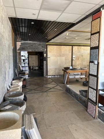 Commerce carrelage pierres naturelles à saisir