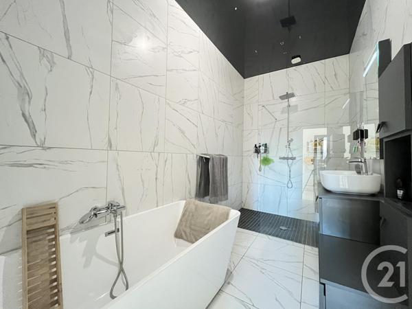 Appartement T5 à vendre  5 pièces - 164,56 m2 ROUBAIX - 59