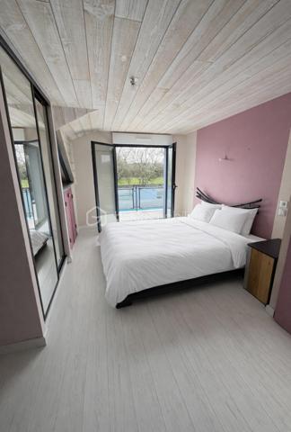 Maison contemporaine de 270 m²