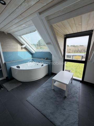 Maison contemporaine de 270 m²