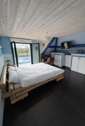 Maison contemporaine de 270 m²