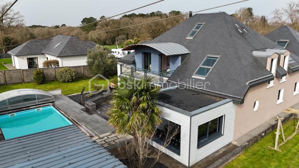 Maison contemporaine de 270 m²