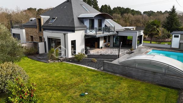 Maison contemporaine de 270 m²