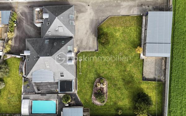 Maison contemporaine de 270 m²