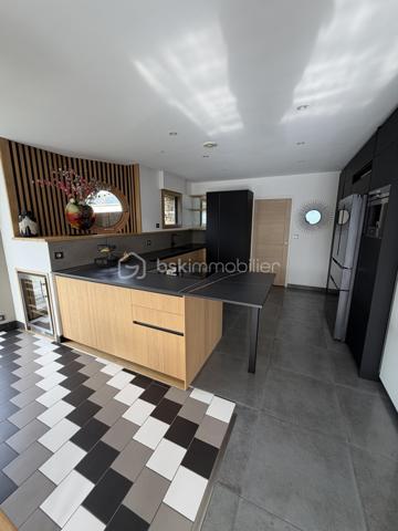 Maison contemporaine de 270 m²