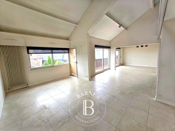 Bourges, Triplex 4 Chambres -  184 m² à vendre