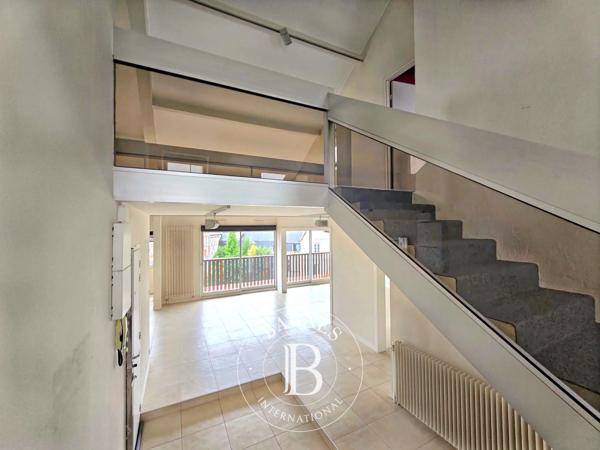 Bourges, Triplex 4 Chambres -  184 m² à vendre