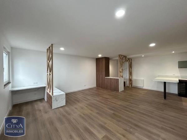 Appartement à louer 4 pièces 95.1m²