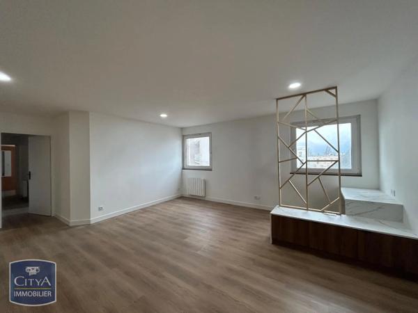 Appartement à louer 4 pièces 95.1m²