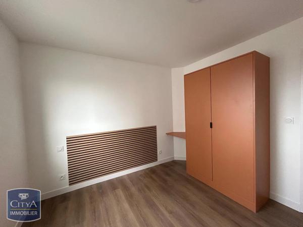 Appartement à louer 4 pièces 95.1m²
