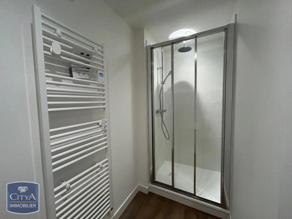 Appartement à louer 4 pièces 95.1m²