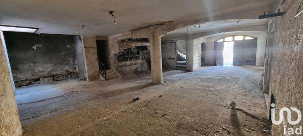 Immeuble à vendre 400 m² Manduel
