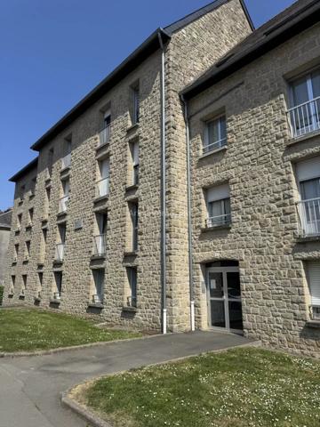 Vente                                                      Appartement
                        
                     2 pièces                      44 m2                     à Dinan
