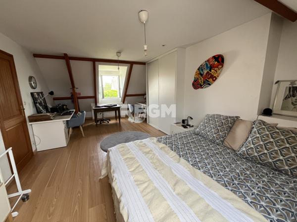 Fontainebleau (77300) Maison traditionnelle avec piscine