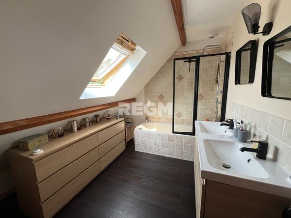 Fontainebleau (77300) Maison traditionnelle avec piscine