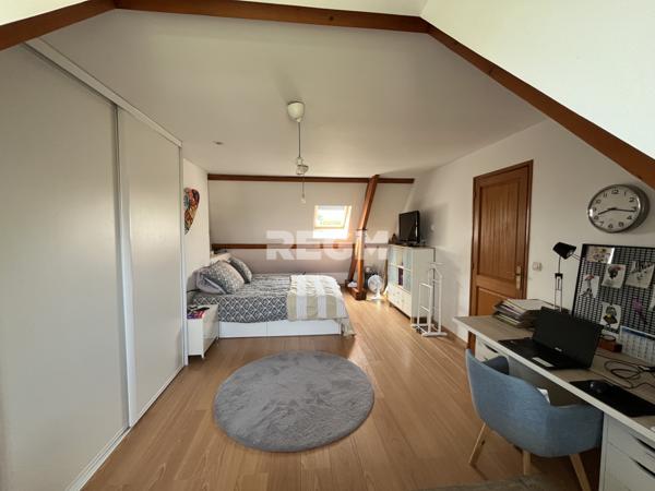 Fontainebleau (77300) Maison traditionnelle avec piscine