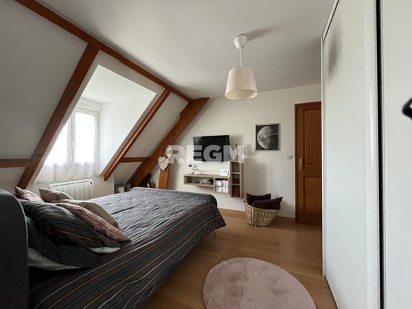 Fontainebleau (77300) Maison traditionnelle avec piscine