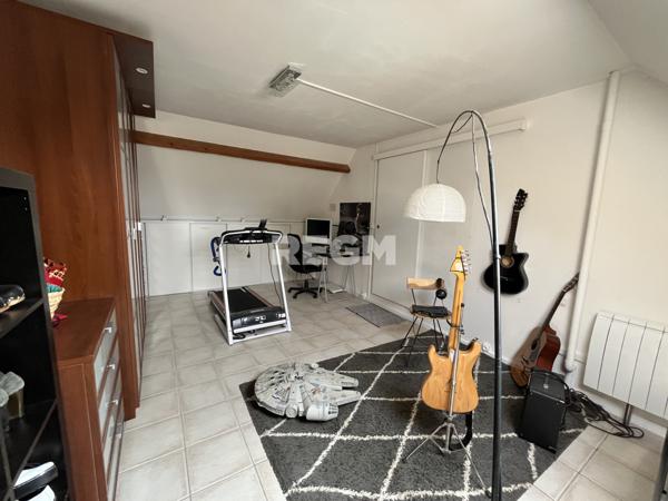 Fontainebleau (77300) Maison traditionnelle avec piscine