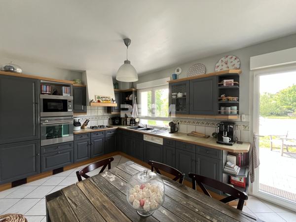 Fontainebleau (77300) Maison traditionnelle avec piscine