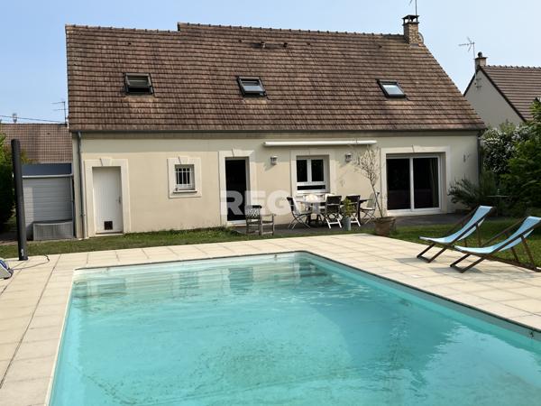 Fontainebleau (77300) Maison traditionnelle avec piscine