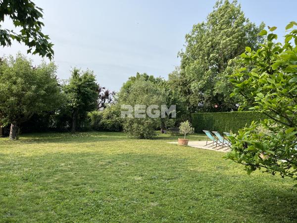 Fontainebleau (77300) Maison traditionnelle avec piscine
