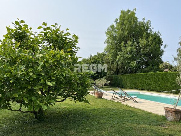 Fontainebleau (77300) Maison traditionnelle avec piscine