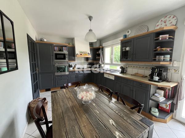 Fontainebleau (77300) Maison traditionnelle avec piscine