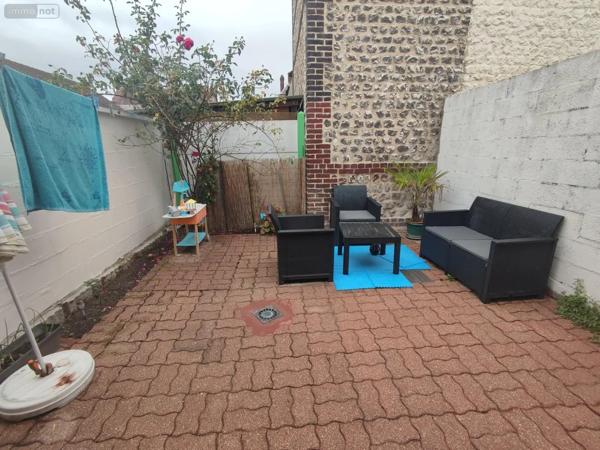 Location - Maison Le Petit-Quevilly 76140 4 pièces 91 m 2 40 m 2