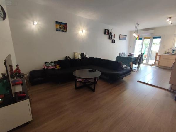 Location - Maison Le Petit-Quevilly 76140 4 pièces 91 m 2 40 m 2