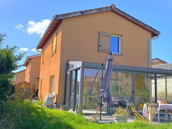 VILLA AU CALME TRES PROCHE CENTRE VILLE A PIED