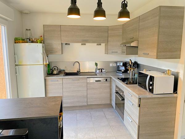 VILLA AU CALME TRES PROCHE CENTRE VILLE A PIED