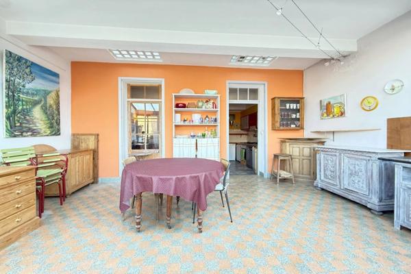 Vente Maison 9 pièces 252 m2 à Apt