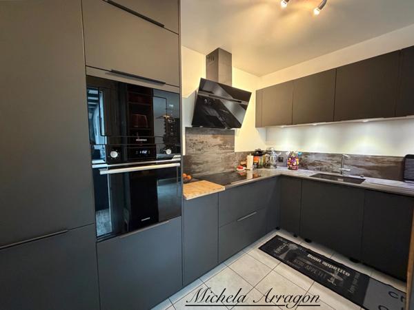 Maison à vendre 7 pièces PORT DES BARQUES (17)