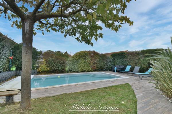 Maison à vendre 7 pièces PORT DES BARQUES (17)