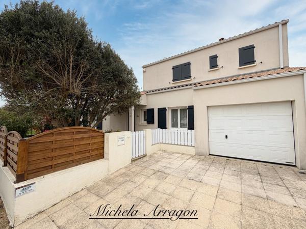 Maison à vendre 7 pièces PORT DES BARQUES (17)