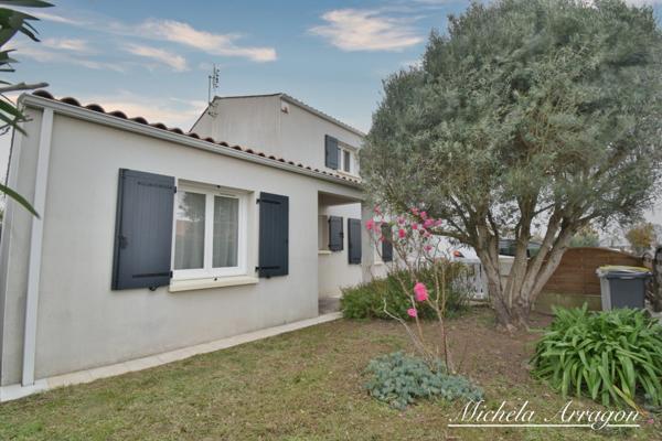 Maison à vendre 7 pièces PORT DES BARQUES (17)