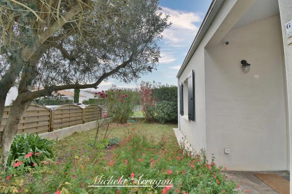 Maison à vendre 7 pièces PORT DES BARQUES (17)