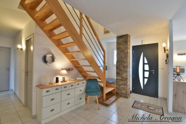 Maison à vendre 7 pièces PORT DES BARQUES (17)