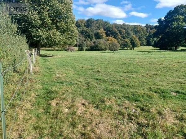Terrain à Batir à vendre à Grand-Bourgtheroulde dans l'Eure (27520), ref : 76026-1089152