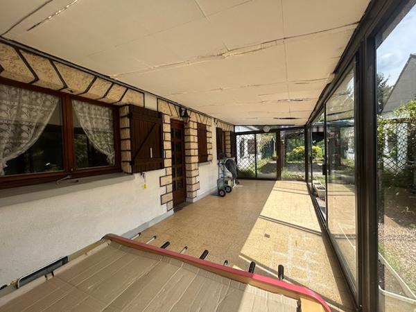 Montlhéry (91310) MONTLHERY - MAISON INDIVIDUELLE DE PLAIN PIED - F4 - 105 M2 AU SOL - JARDIN 1140 M2