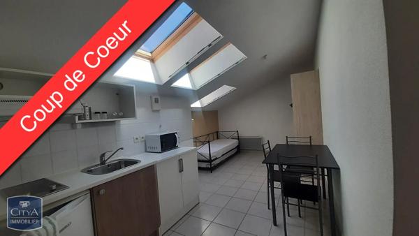 Appartement à louer 1 pièce 20.68m² Bourg-en-Bresse (01000)